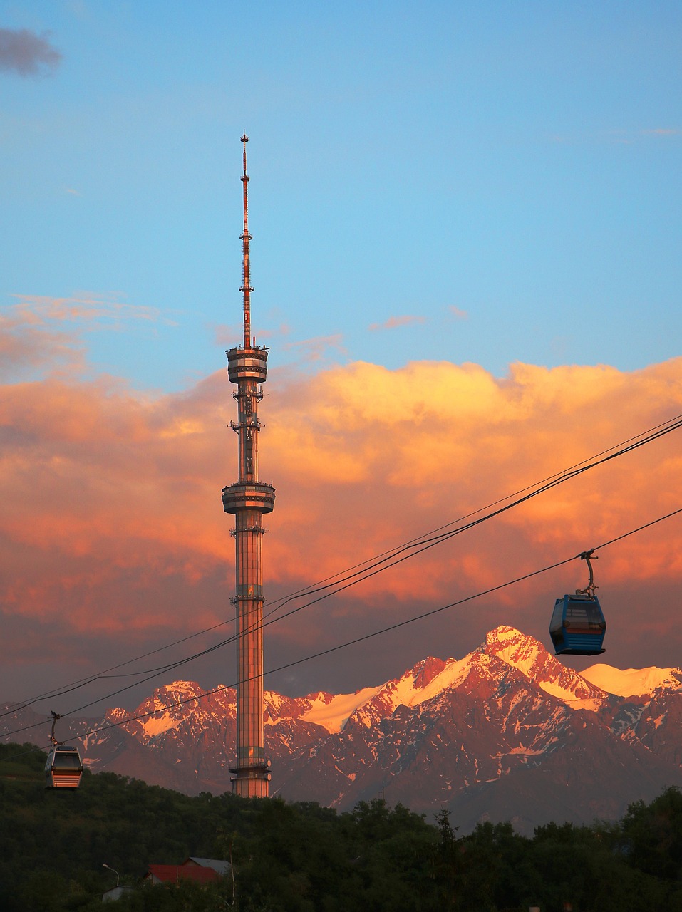 mountains-7230203_1280